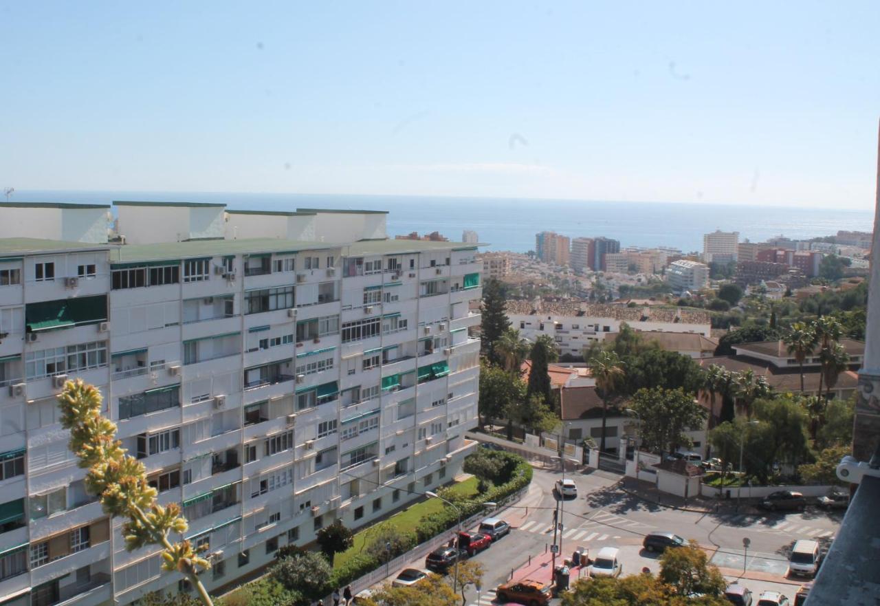 Coty'S Beach, Habitaciones En Casa Compartida Benalmádena Esterno foto